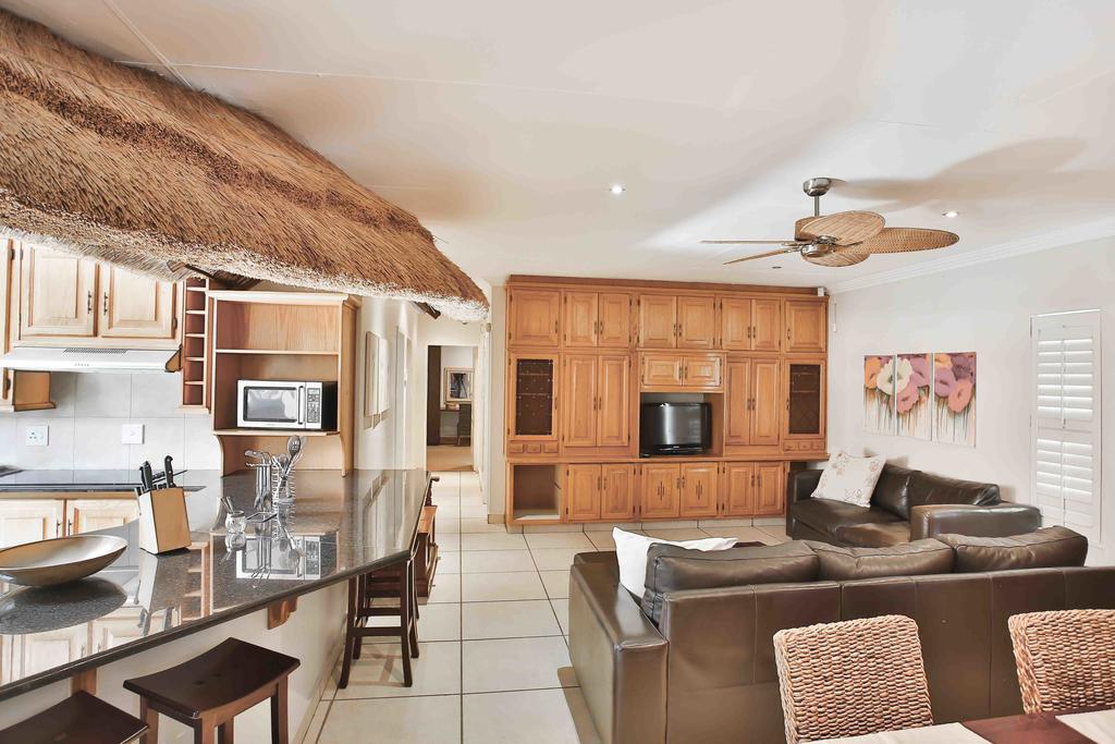 Accommodation At Vans No Loadshedding Centurion Buitenkant foto